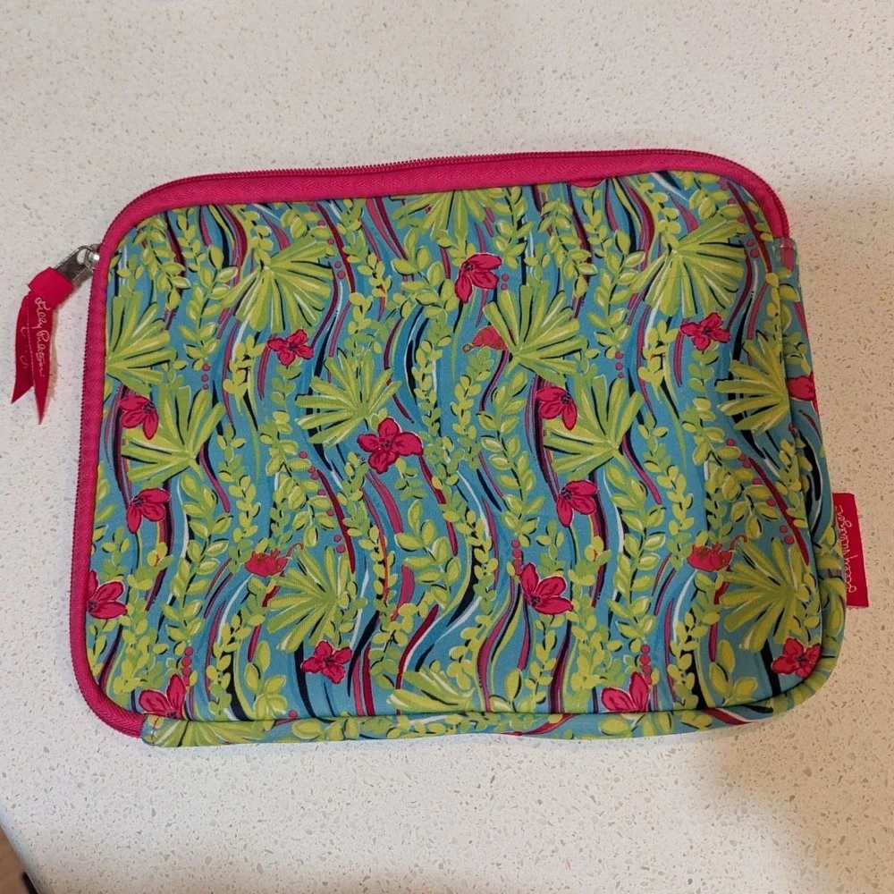 Lilly Pulitzer Tablet Sleeve 10.5x8 Small Multicolor Tropical Floral
